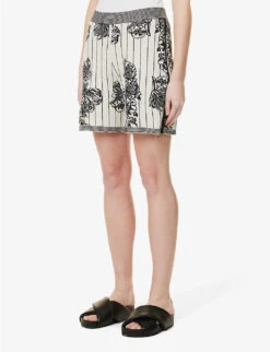 Joseph Floral-pattern Split-hem Knitted Shorts -Reiss Shop R04095458 BLACKCOMBO ALT02