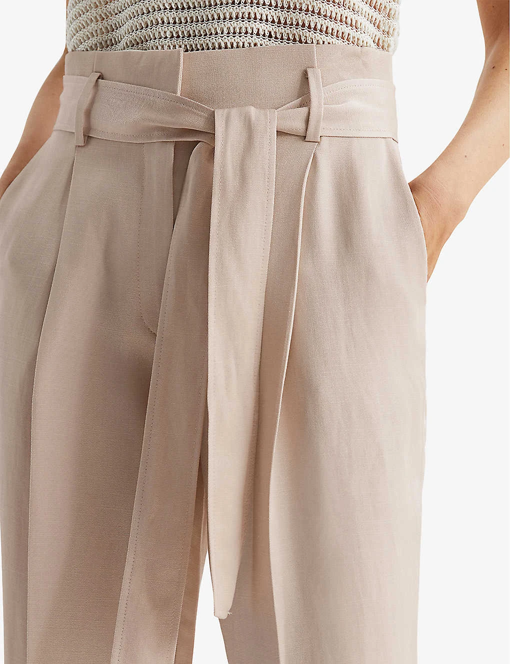Reiss Mylie Belted Tapered-leg Woven Trousers 5 Reiss Mylie Belted Tapered-leg Woven Trousers - Image 5