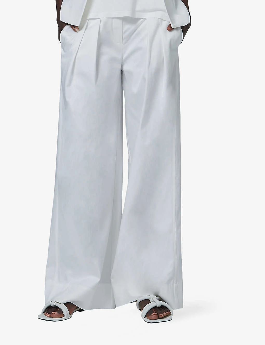 Pleated Wide-leg Cotton-blend Trousers 3 Pleated Wide-leg Cotton-blend Trousers - Image 3
