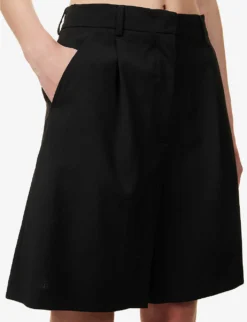 Weekend Max Mara Belbo Pleated Mid-rise Regular-fit Wool Shorts 9 Weekend Max Mara Belbo Pleated Mid-rise Regular-fit Wool Shorts -Reiss Shop R04151218 BLACK ALT04
