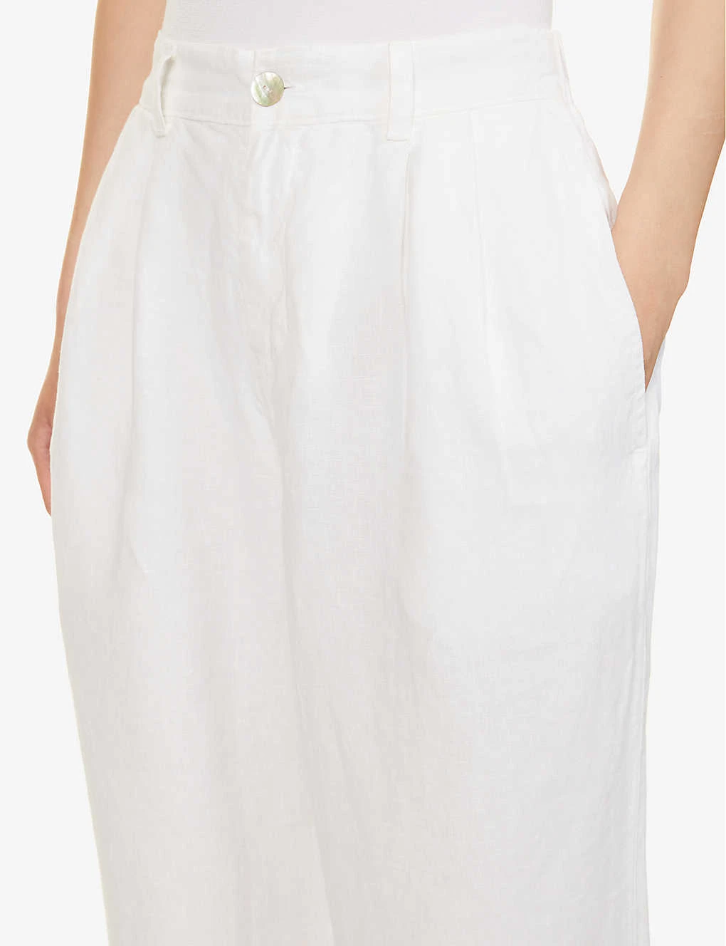 Pleated Elasticated-waist Wide-leg Mid-rise Linen Trousers 5 Pleated Elasticated-waist Wide-leg Mid-rise Linen Trousers - Image 5