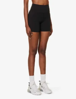 Vuori Studio High-rise Stretch-woven Shorts -Reiss Shop R04167663 BLACK ALT02
