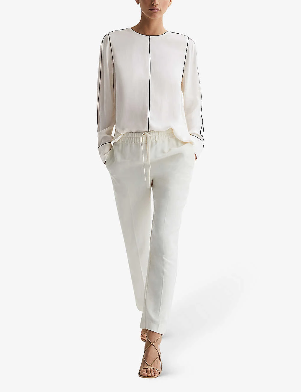 Reiss Estella Contrast-tip Long-sleeve Stretch-woven Blouse 2 Reiss Estella Contrast-tip Long-sleeve Stretch-woven Blouse - Image 2