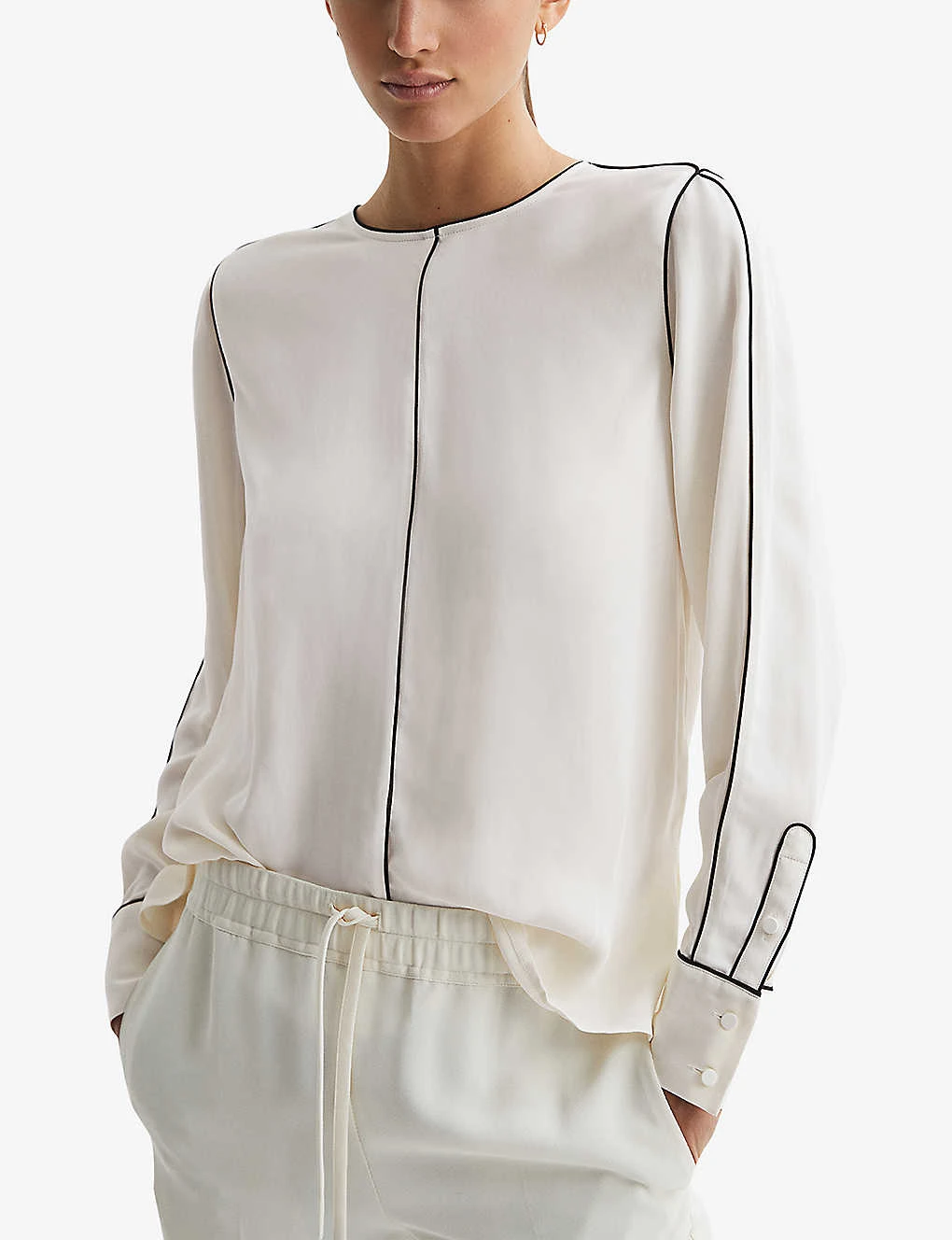 Reiss Estella Contrast-tip Long-sleeve Stretch-woven Blouse 3 Reiss Estella Contrast-tip Long-sleeve Stretch-woven Blouse - Image 3
