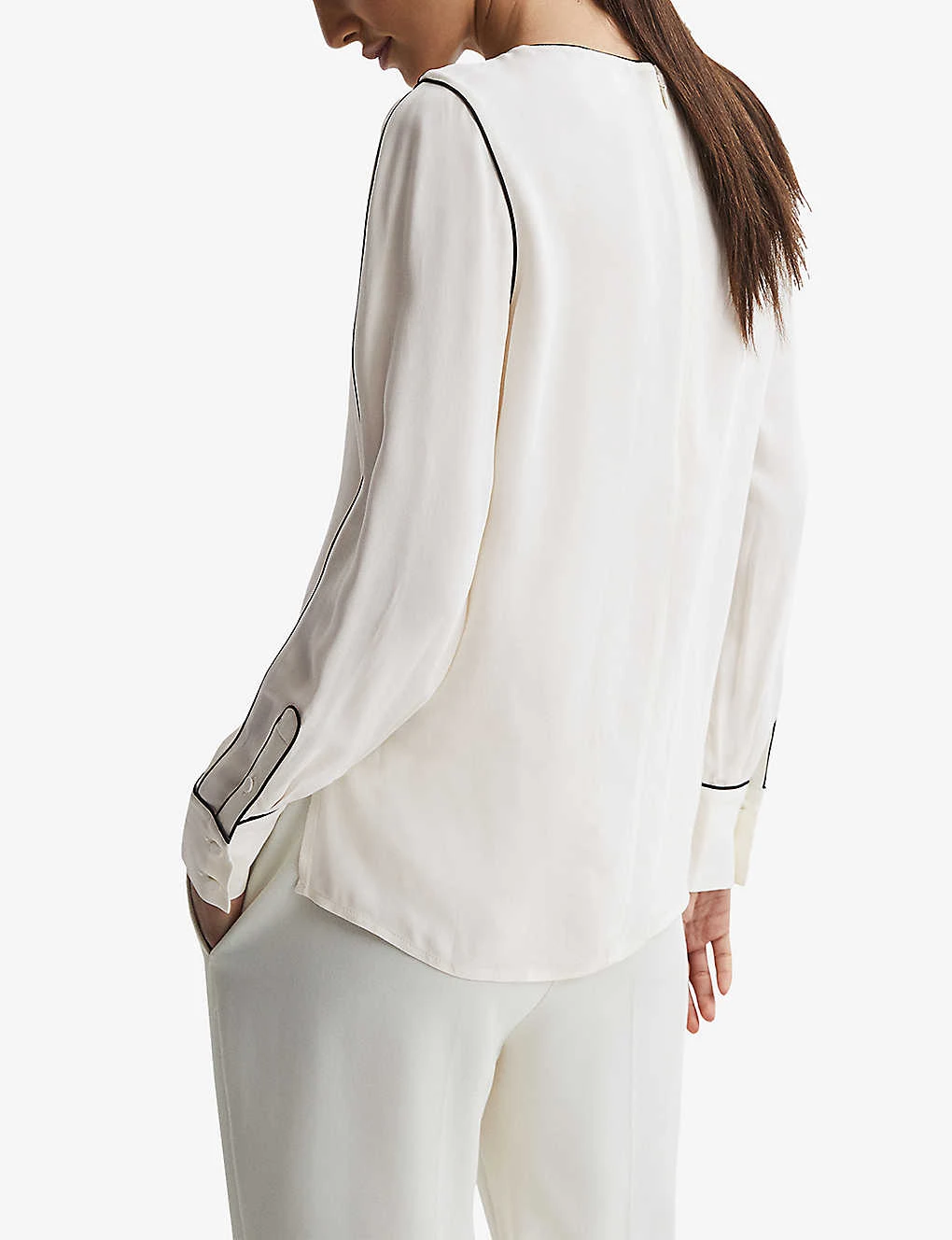 Reiss Estella Contrast-tip Long-sleeve Stretch-woven Blouse 4 Reiss Estella Contrast-tip Long-sleeve Stretch-woven Blouse - Image 4